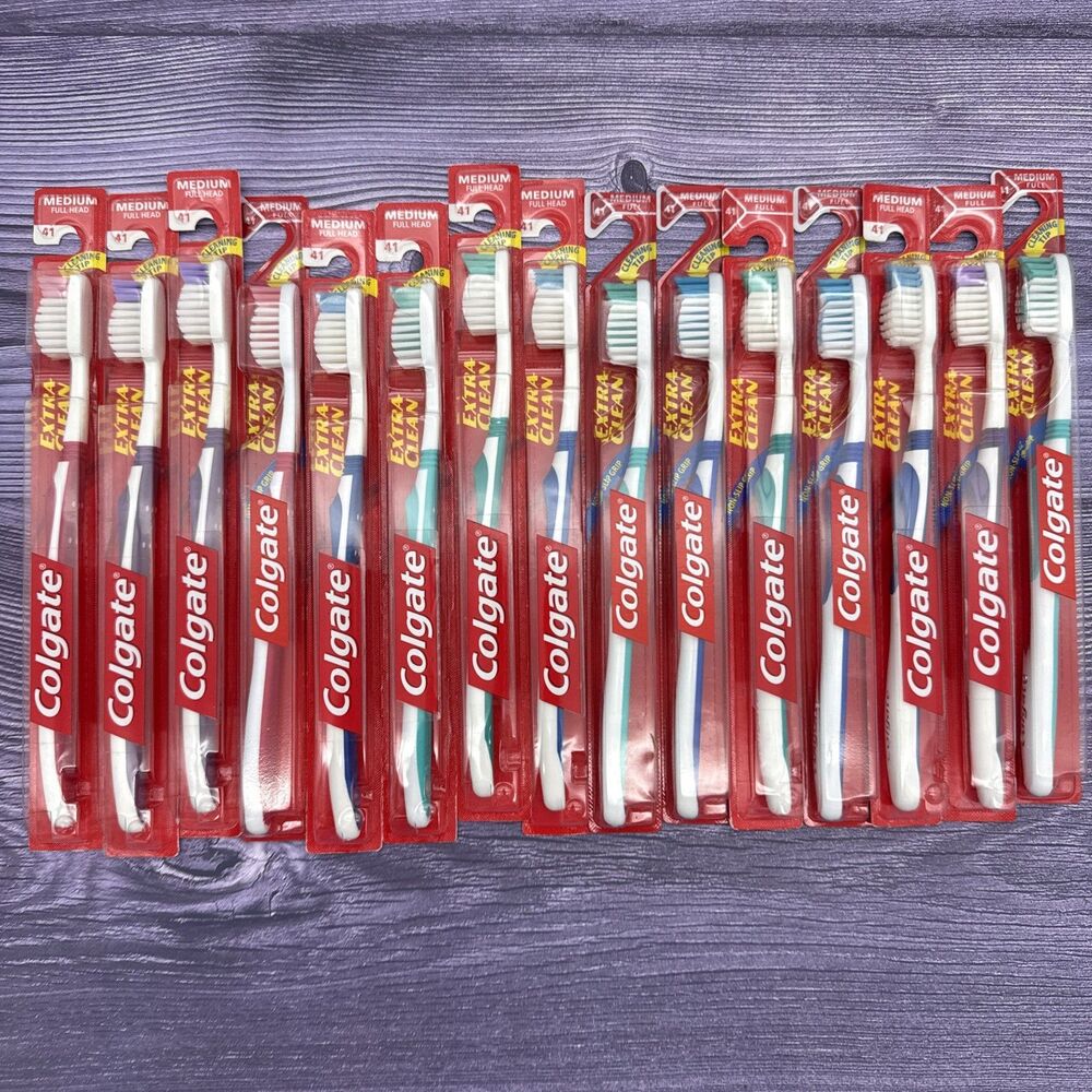 15 Colgate Toothbrush Extra Clean Medium Full Head 41 Cleaning Tip Non-Slip Grip